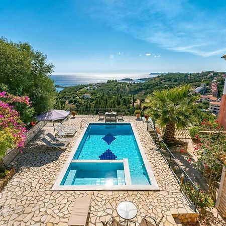 Villa Sandy Sívota エクステリア 写真