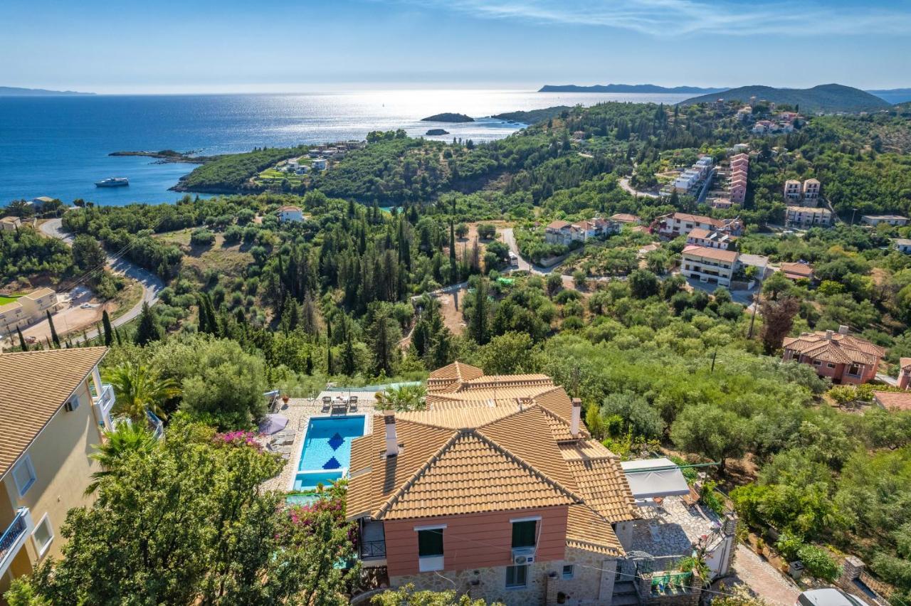 Villa Sandy Sívota エクステリア 写真