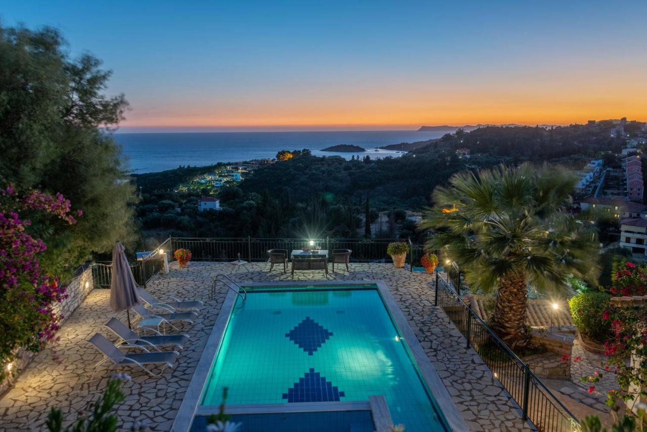 Villa Sandy Sívota エクステリア 写真