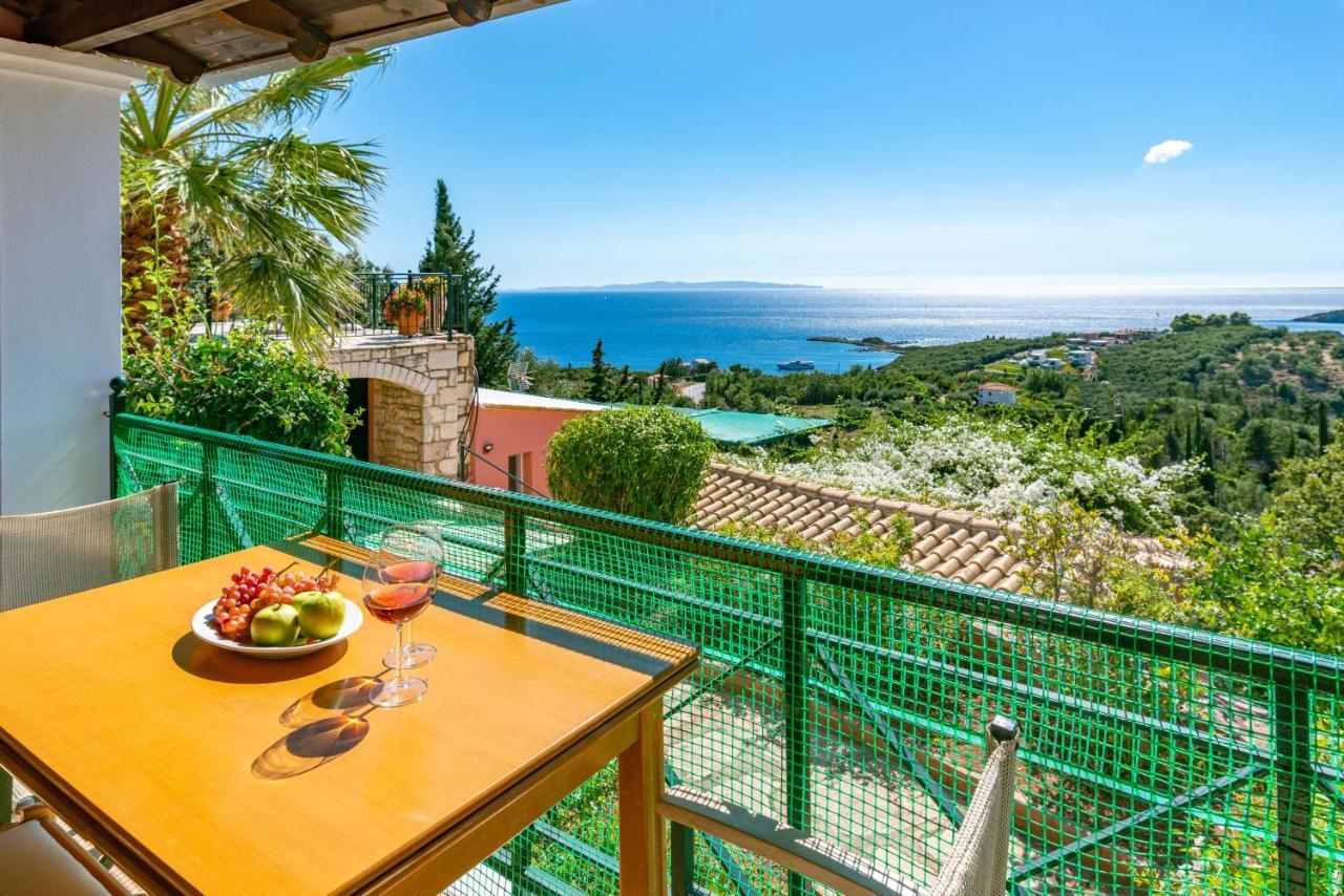 Villa Sandy Sívota エクステリア 写真